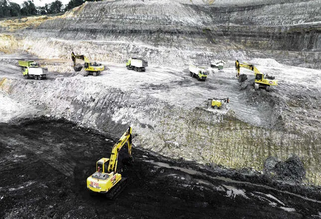 Stripping Overburden - img0
